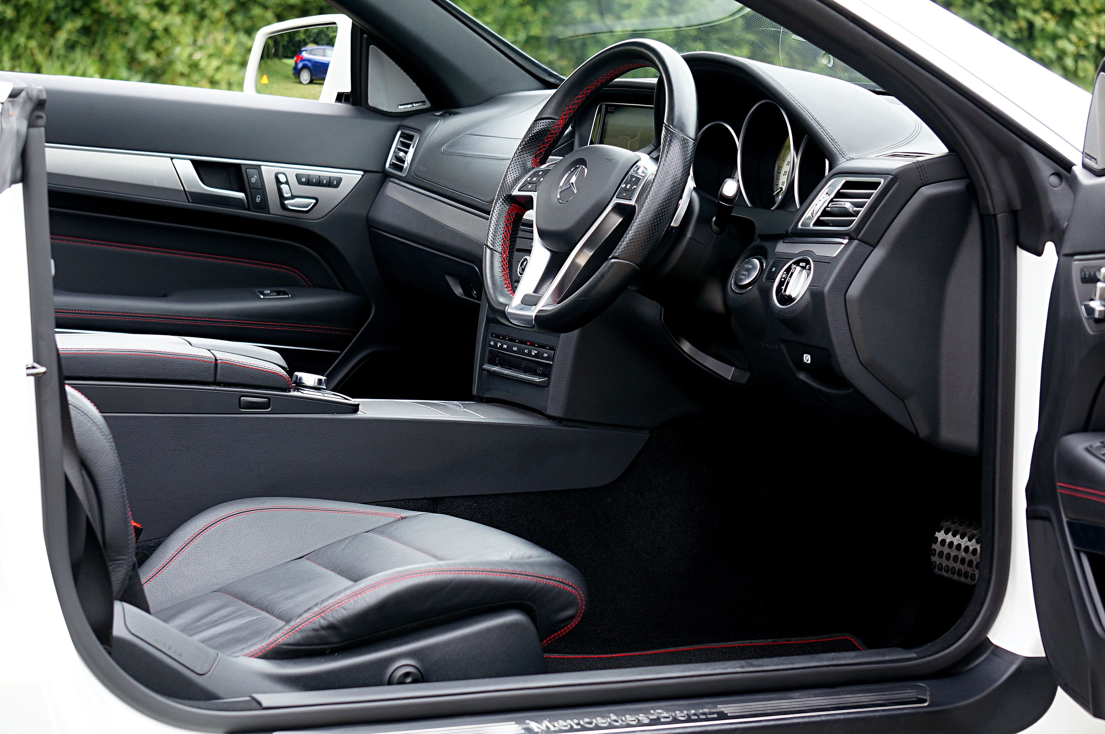 Car valet cleaning
